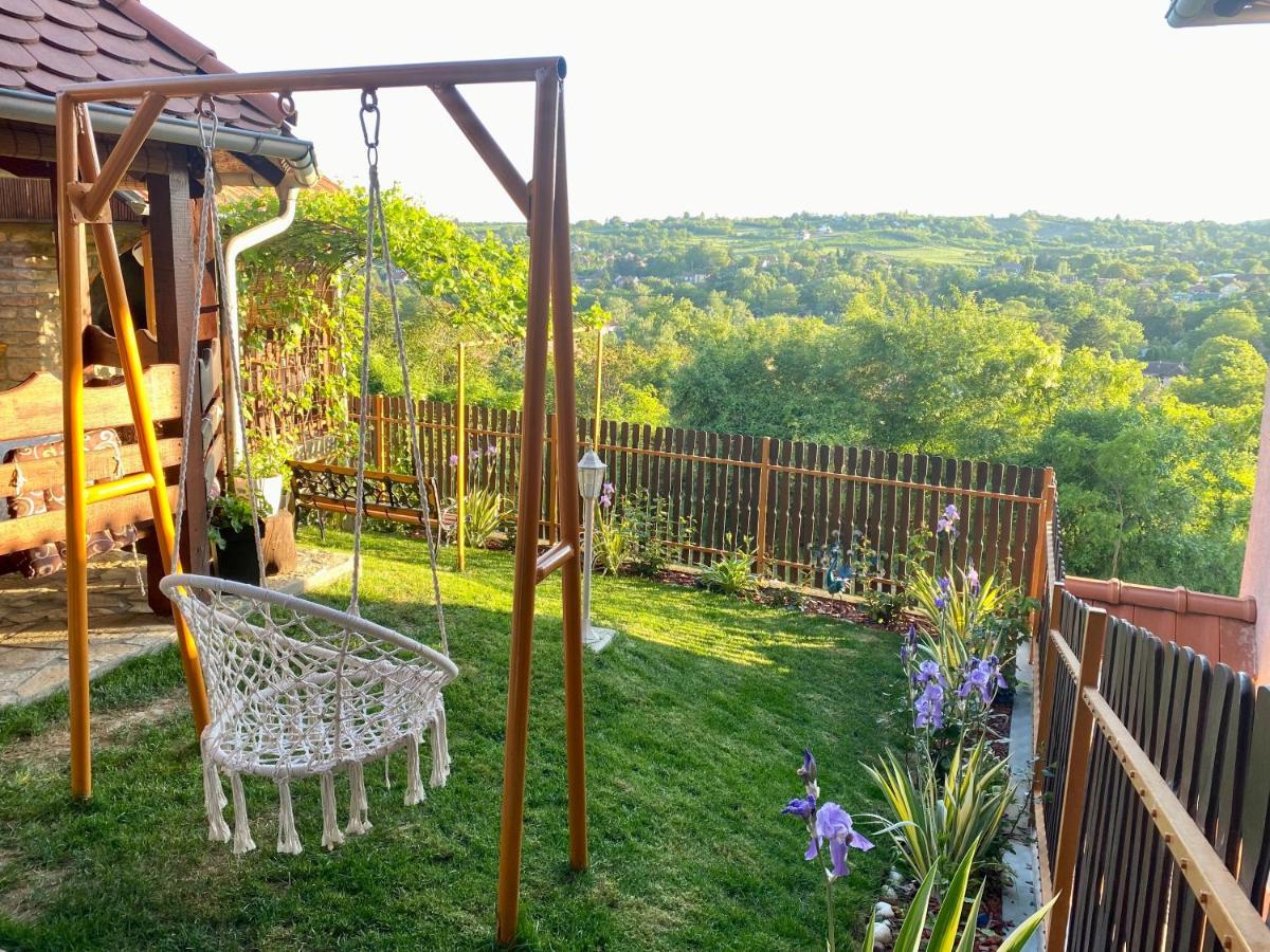 Apartman Simona Vrdnik Dış mekan fotoğraf